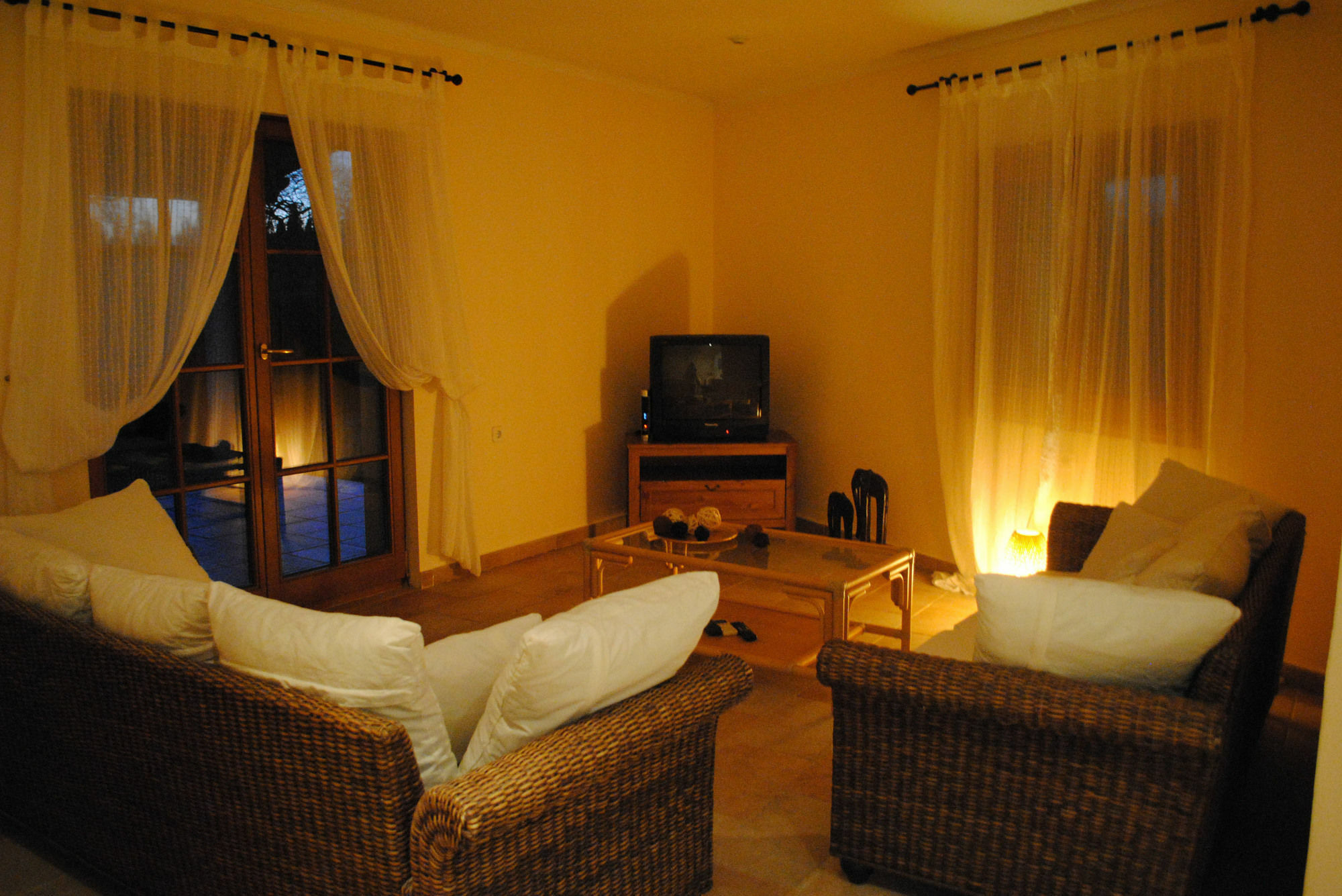 Weingut & Landhotel Can Davero 比尼萨勒姆 外观 照片