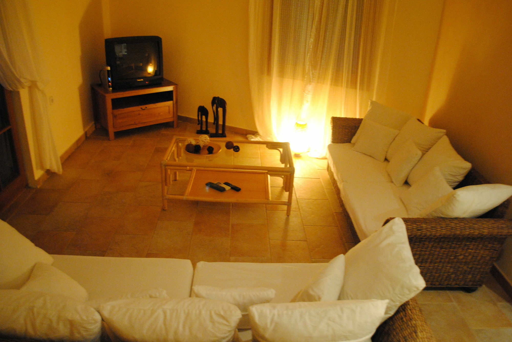 Weingut & Landhotel Can Davero 比尼萨勒姆 外观 照片